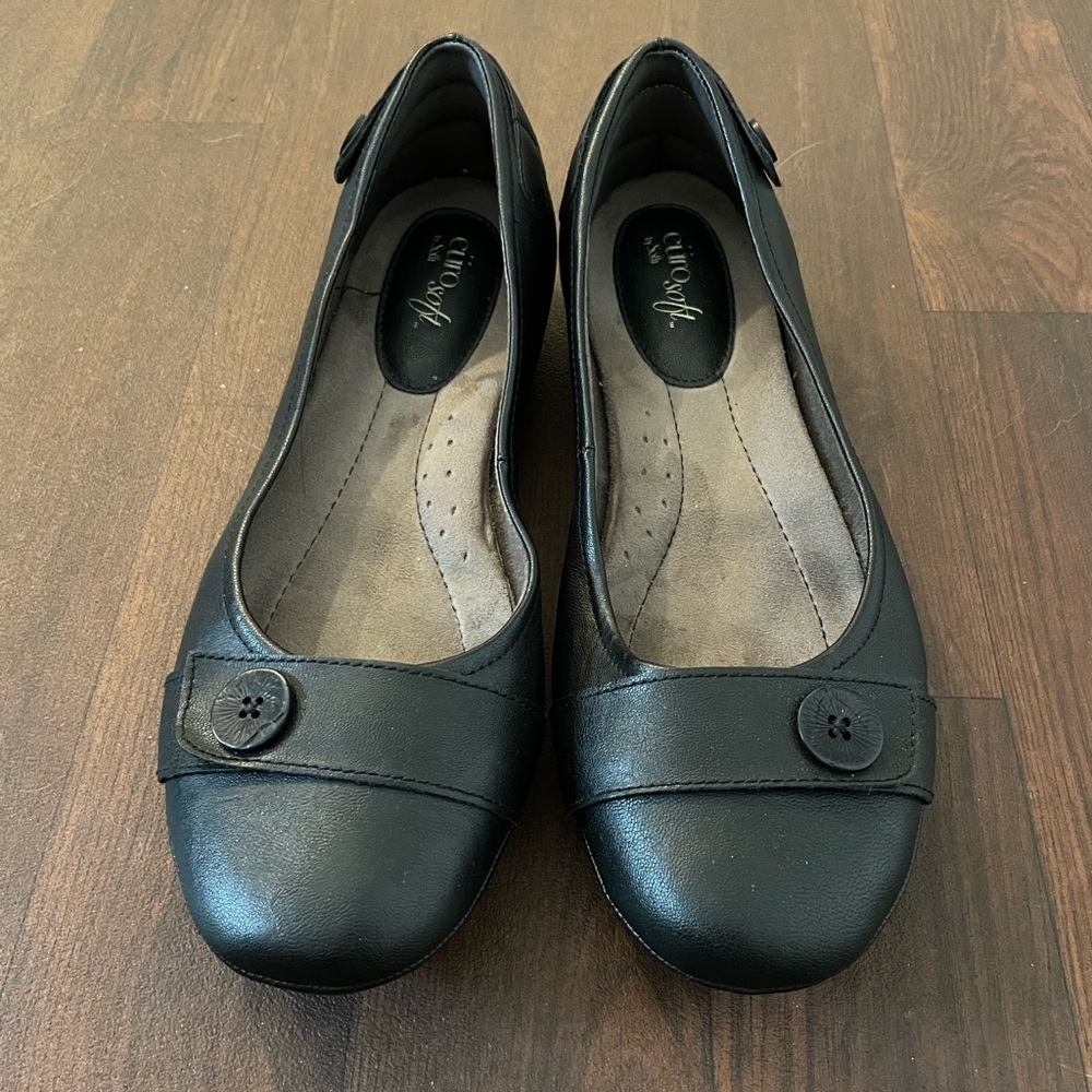 Black Flats Size 10